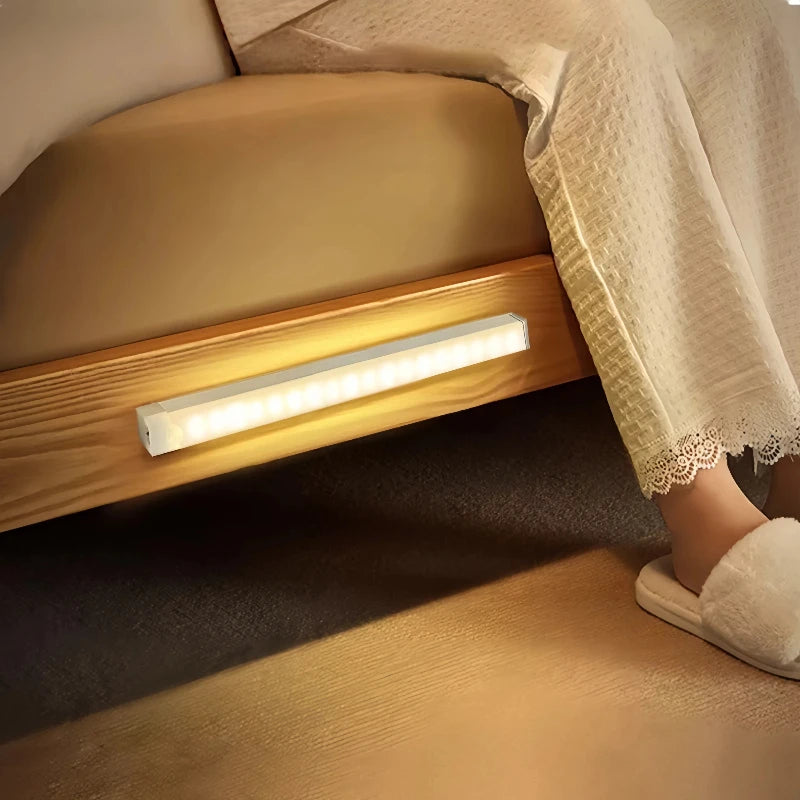 Luce LED con Sensore di Movimento – Illuminazione Automatica per Armadio, Scale e Casa